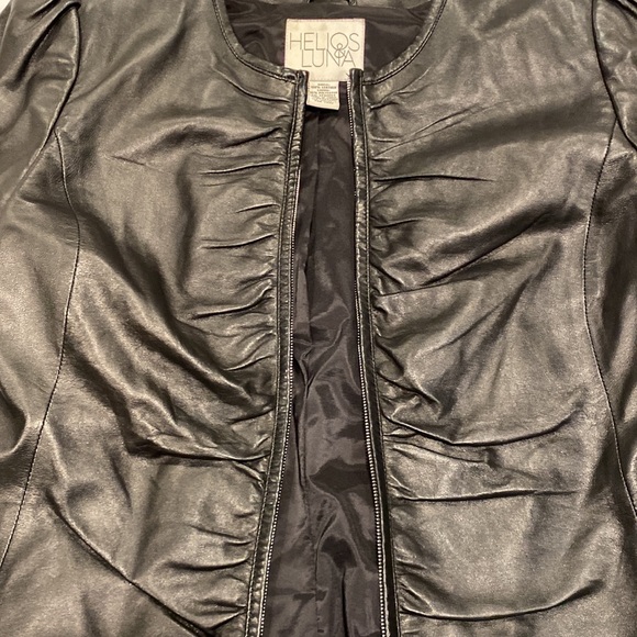 Womens Leather zip front jacket, ruched at front. 3/4 length sleeves.SZ 6 - Picture 4 of 7